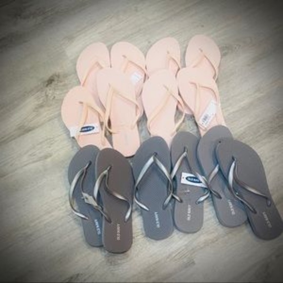 LOT OF 7 PAIRS OLD NAVY FLIP FLOPS. SIZE 6. New - Picture 3 of 14